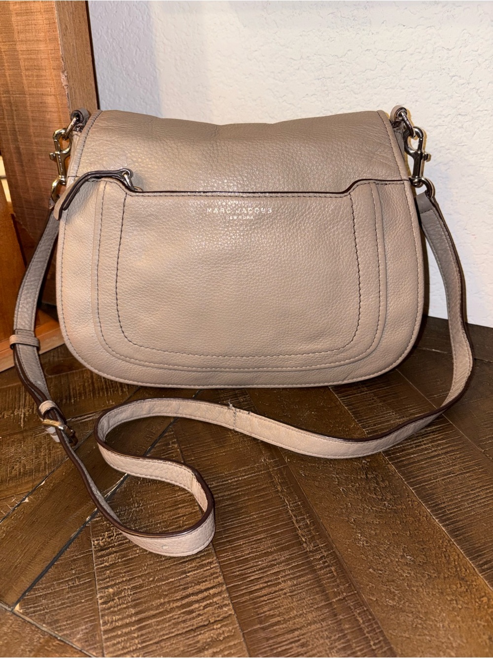 Marc Jacobs New York Pebbled Leather Taupe Flap Crossbody Shoulder Bag